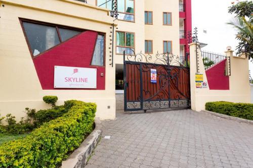 Apartamento Lovely Four Bedroom With A Pool