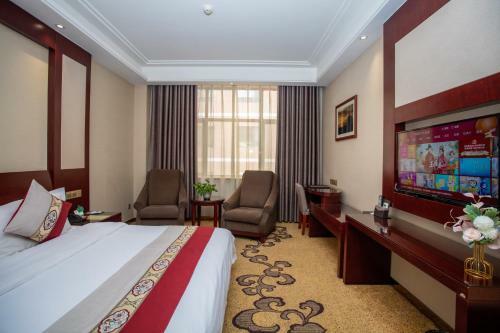 Thw Hotel