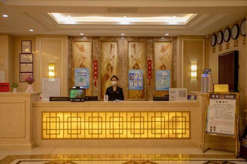 Thw Hotel