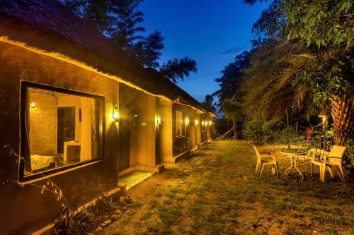 Hotel Lohagarh Corbett Resort