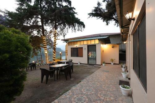 Hotel Lake & Woods Resort