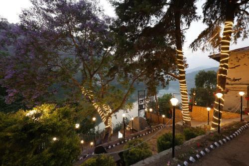 Hotel Lake & Woods Resort