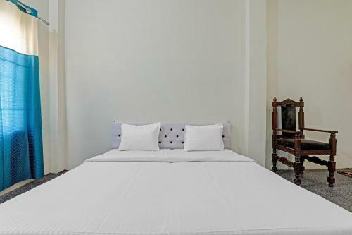 Collection O 88859 Hotel Anmol Inn