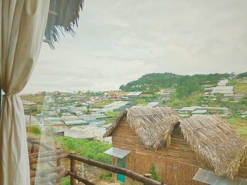 Lodge M�i L� Home & Cafe