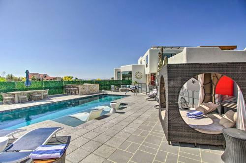 Exquisite House With Pool About 6 Mi To 4th Ave!