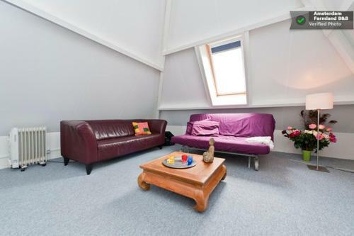 Bed & Breakfast Amsterdam Farmland