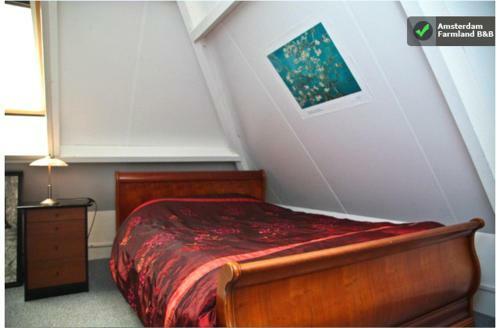 Bed & Breakfast Amsterdam Farmland