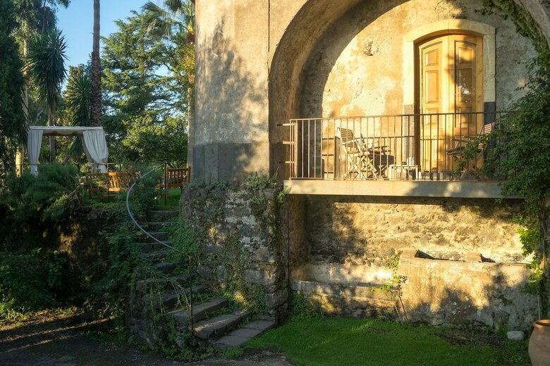 Agroturismo Monaci Delle Terre Nere