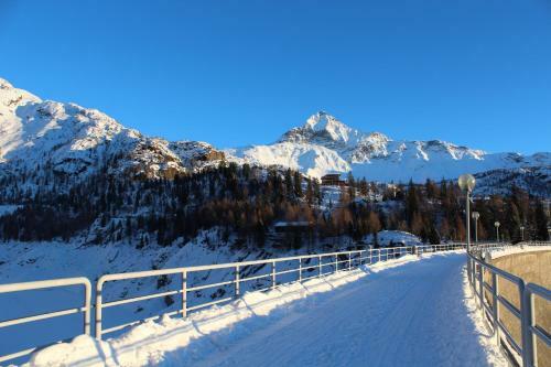 Hostal Rifugio Zoia