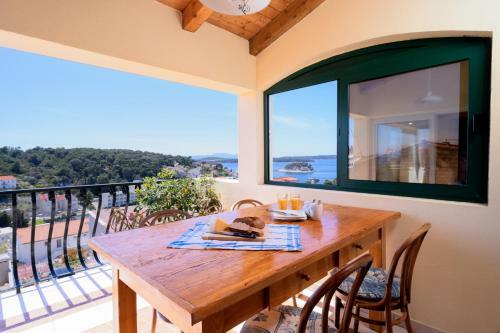 Apartamento The Swallow's Nest - Hvar