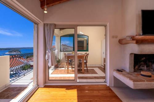 Apartamento The Swallow's Nest - Hvar