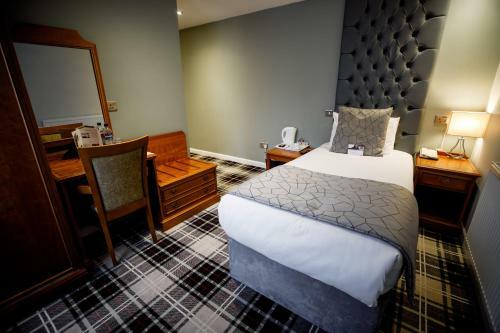 Heritage Park Hotel