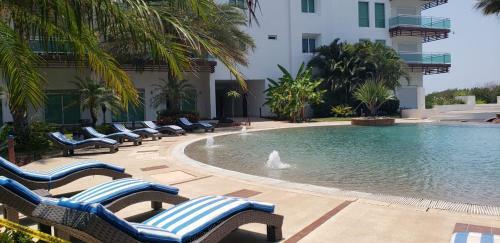 Beatiful Condo By The Marina