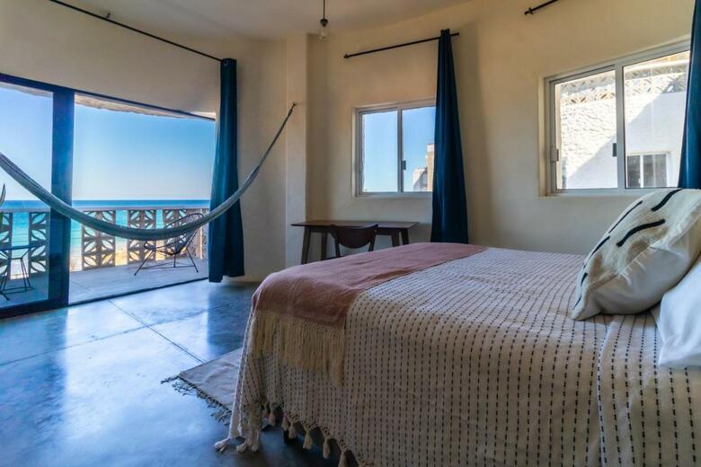 The Pacific Nomads Villa