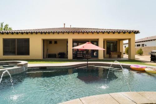 Villa Sojourn - Luxury Resort Style Living, Pool And Jacuzzi
