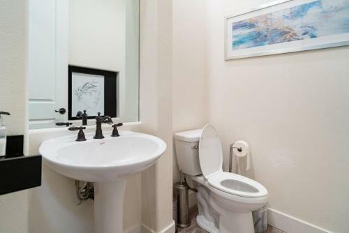 Villa Sojourn - Luxury Resort Style Living, Pool And Jacuzzi