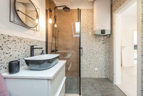 Apartment Divine With Sea View