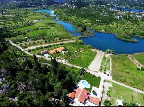 Villa Anica