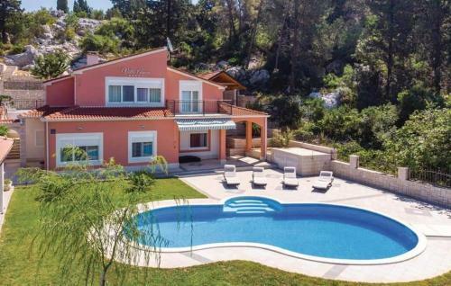 Villa Anica