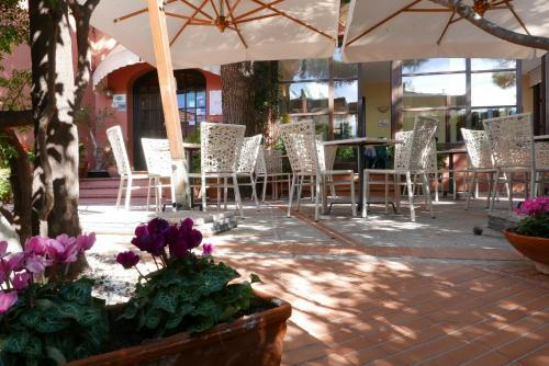 Hotel Sardi