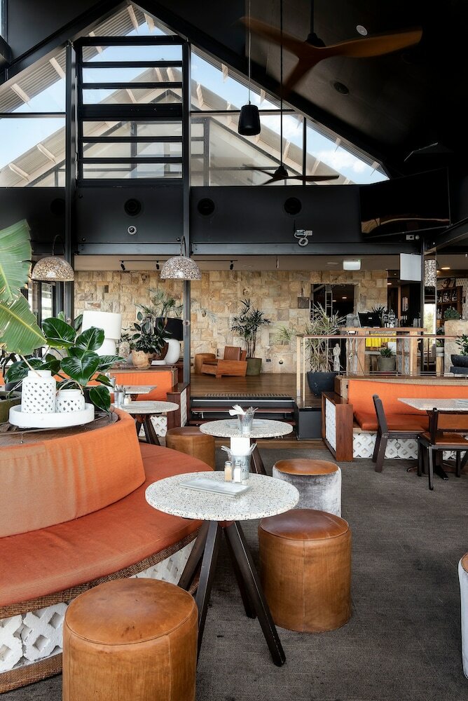 Caves Beachside Hotel