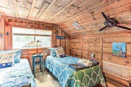 Rustic Oakhurst Cabin About 8 Mi To Yosemite Np!