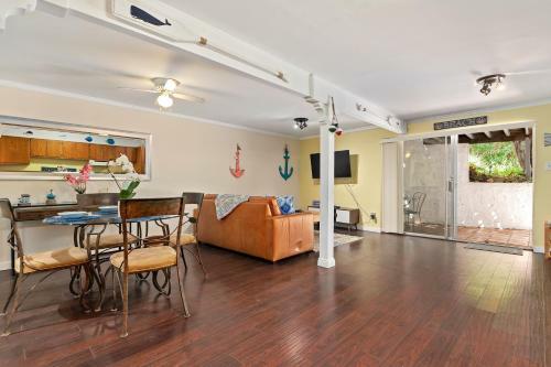 Hostal Santa Barbara Cozy Studio With Private Patio