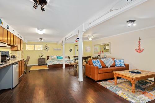 Hostal Santa Barbara Cozy Studio With Private Patio