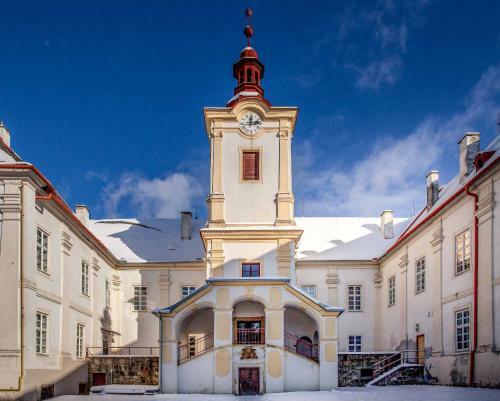 Apartm�n Na Ml�n?