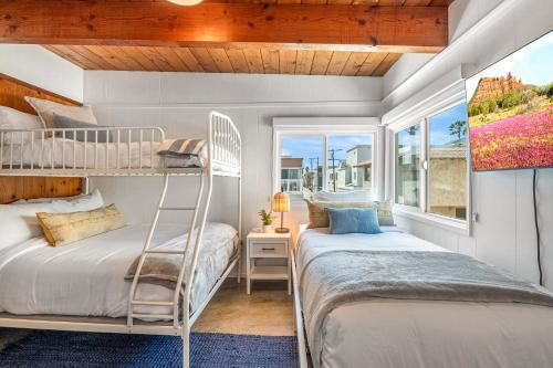 Mid-century Modern Beach Gem & Studio
