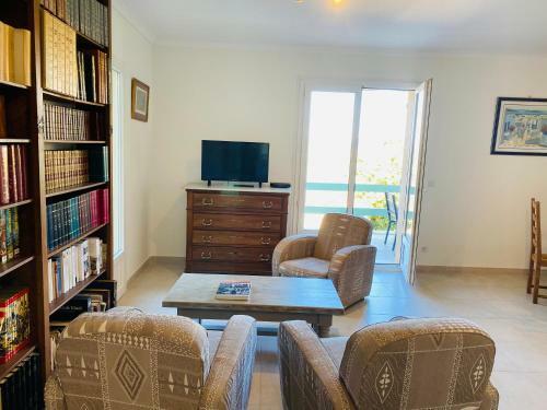 Maison Corse Enti�rement R�nov�e