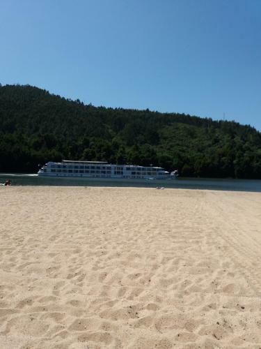Rota Da Vila-quinta Das R�s