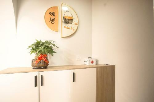 Locals Apartment Place 28