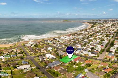 The Ultimate Coastal Escape / Stockton