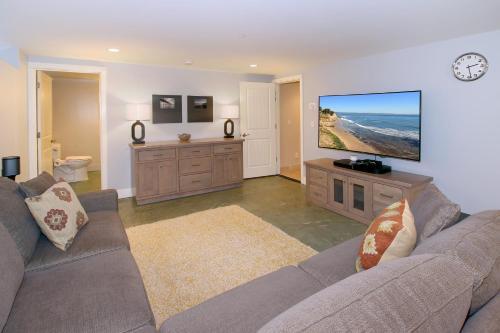 Pleasure Point Retreat
