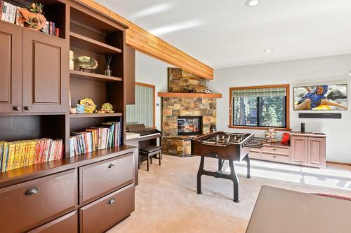 Sugar Bear Lodge Estate
