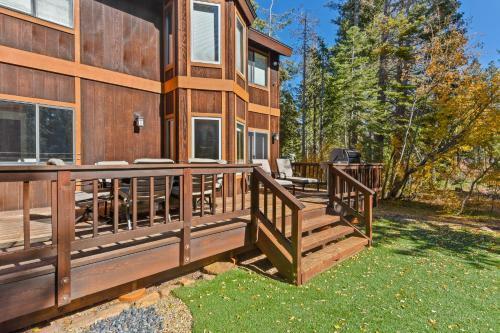 Sugar Bear Lodge Estate