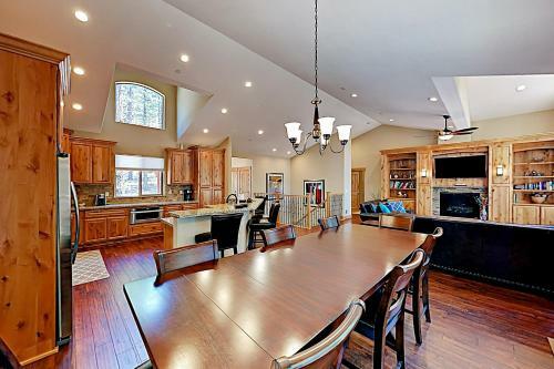 Wagon Wood Retreat