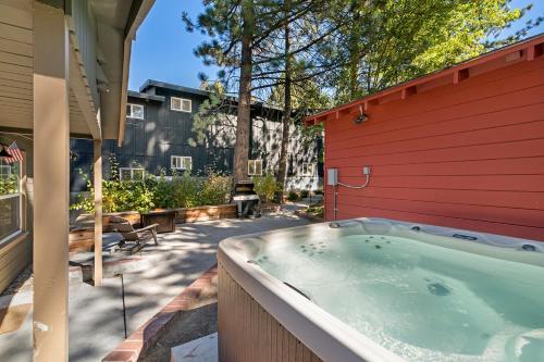 Manzanita Holiday 5