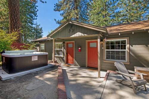 Manzanita Holiday 5