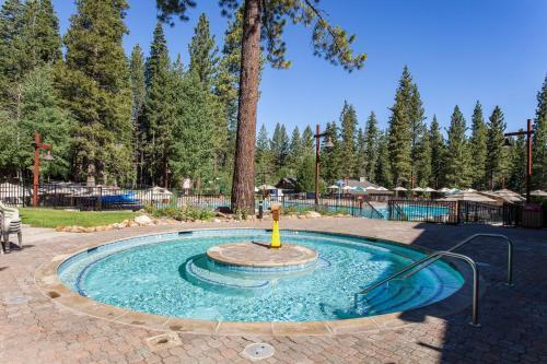 Hotel Northstar Resort 207