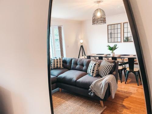 St Curigs House, By Solace Stays