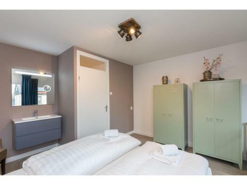 Amazing Apartment In Zoutelande With Balcony