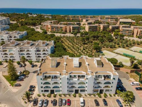 Salgados 2-bedroom Luxury Apartment