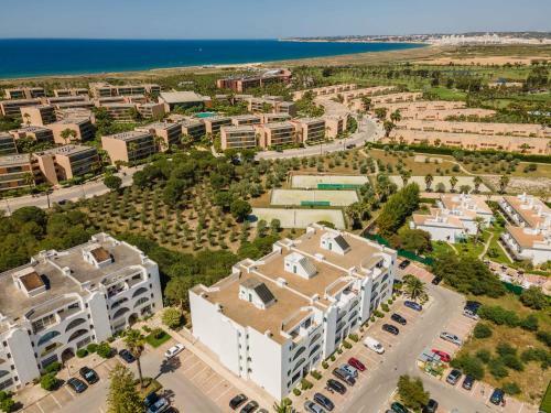 Salgados 2-bedroom Luxury Apartment