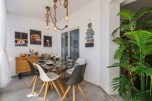 Salgados 2-bedroom Luxury Apartment