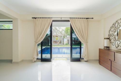 White Rabbit Private Villa