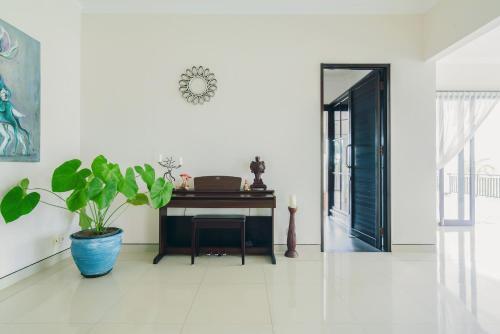 White Rabbit Private Villa