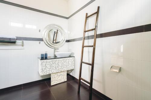 White Rabbit Private Villa