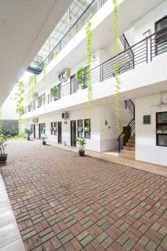 Hotel Umah Santi Depok